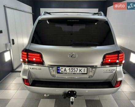 Серый Лексус ЛХ, объемом двигателя 5.66 л и пробегом 273 тыс. км за 24900 $, фото 46 на Automoto.ua