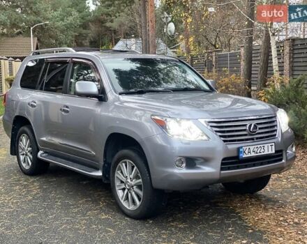 Сірий Лексус ЛХ, об'ємом двигуна 5.7 л та пробігом 295 тис. км за 21555 $, фото 1 на Automoto.ua