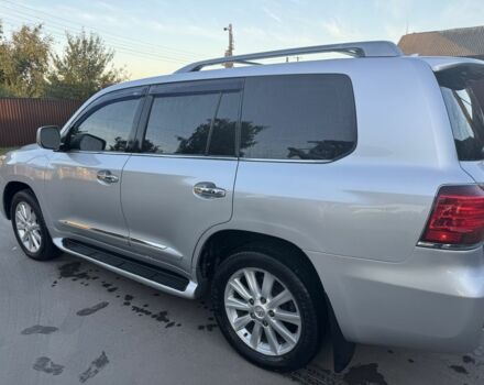 Серый Лексус ЛХ, объемом двигателя 5.7 л и пробегом 320 тыс. км за 22300 $, фото 3 на Automoto.ua