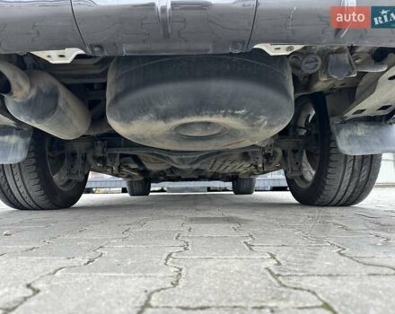 Серый Лексус ЛХ, объемом двигателя 5.66 л и пробегом 255 тыс. км за 24900 $, фото 17 на Automoto.ua