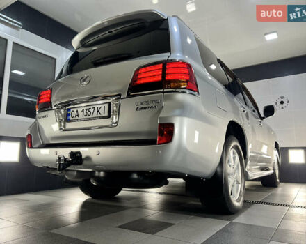 Серый Лексус ЛХ, объемом двигателя 5.66 л и пробегом 273 тыс. км за 24900 $, фото 56 на Automoto.ua