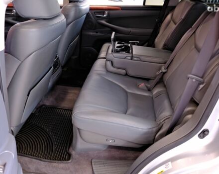 Серый Лексус ЛХ, объемом двигателя 5.7 л и пробегом 180 тыс. км за 19900 $, фото 7 на Automoto.ua