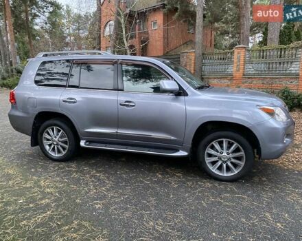 Сірий Лексус ЛХ, об'ємом двигуна 5.7 л та пробігом 295 тис. км за 21555 $, фото 5 на Automoto.ua