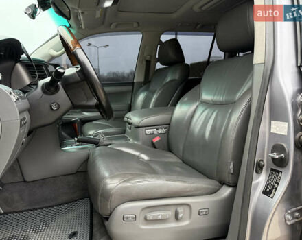 Сірий Лексус ЛХ, об'ємом двигуна 5.66 л та пробігом 246 тис. км за 24999 $, фото 19 на Automoto.ua