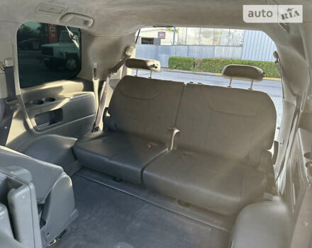 Серый Лексус ЛХ, объемом двигателя 5.66 л и пробегом 243 тыс. км за 28500 $, фото 44 на Automoto.ua