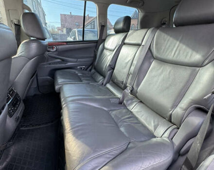 Сірий Лексус ЛХ, об'ємом двигуна 5.66 л та пробігом 303 тис. км за 22000 $, фото 24 на Automoto.ua