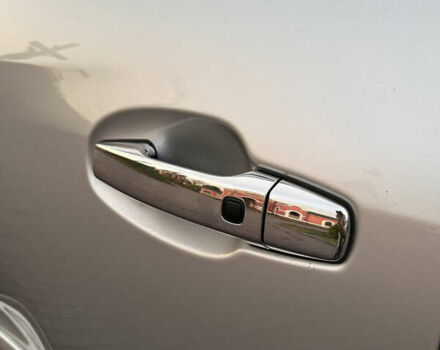 Сірий Лексус ЛХ, об'ємом двигуна 5.66 л та пробігом 262 тис. км за 22999 $, фото 51 на Automoto.ua