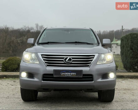Сірий Лексус ЛХ, об'ємом двигуна 5.66 л та пробігом 246 тис. км за 24999 $, фото 4 на Automoto.ua