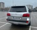 Сірий Лексус ЛХ, об'ємом двигуна 5.66 л та пробігом 225 тис. км за 22900 $, фото 2 на Automoto.ua