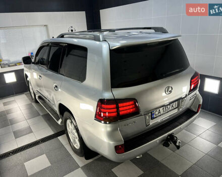 Серый Лексус ЛХ, объемом двигателя 5.66 л и пробегом 273 тыс. км за 24900 $, фото 48 на Automoto.ua