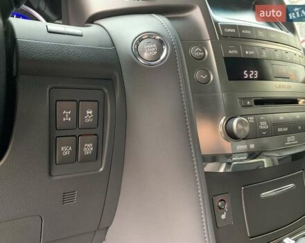 Серый Лексус ЛХ, объемом двигателя 5.66 л и пробегом 175 тыс. км за 32800 $, фото 35 на Automoto.ua