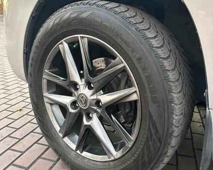 Сірий Лексус ЛХ, об'ємом двигуна 5.66 л та пробігом 262 тис. км за 22999 $, фото 52 на Automoto.ua