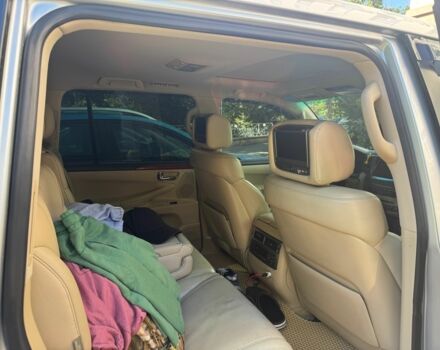 Серый Лексус ЛХ, объемом двигателя 5.7 л и пробегом 320 тыс. км за 22300 $, фото 11 на Automoto.ua