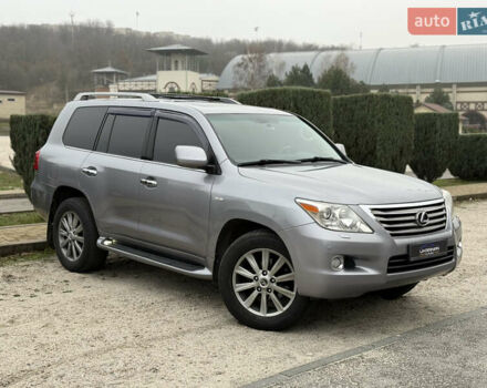 Сірий Лексус ЛХ, об'ємом двигуна 5.66 л та пробігом 246 тис. км за 24999 $, фото 3 на Automoto.ua