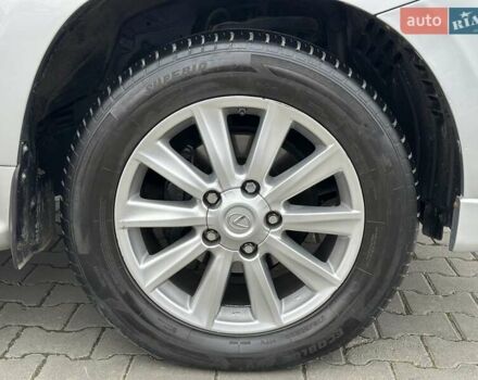 Серый Лексус ЛХ, объемом двигателя 5.66 л и пробегом 255 тыс. км за 24900 $, фото 12 на Automoto.ua