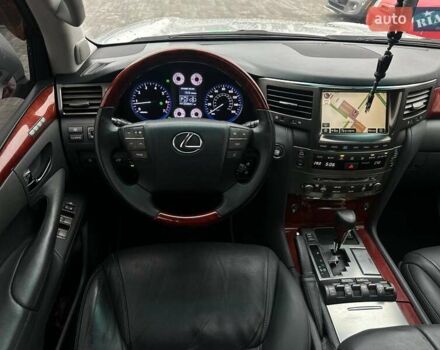 Серый Лексус ЛХ, объемом двигателя 5.66 л и пробегом 259 тыс. км за 21990 $, фото 21 на Automoto.ua