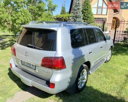 Сірий Лексус ЛХ, об'ємом двигуна 5.7 л та пробігом 376 тис. км за 21500 $, фото 5 на Automoto.ua