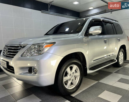 Серый Лексус ЛХ, объемом двигателя 5.66 л и пробегом 273 тыс. км за 24900 $, фото 37 на Automoto.ua