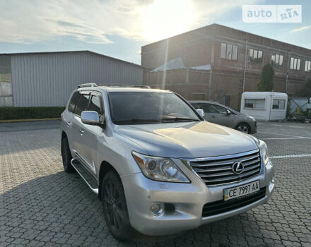 Серый Лексус ЛХ, объемом двигателя 5.66 л и пробегом 243 тыс. км за 25800 $, фото 10 на Automoto.ua