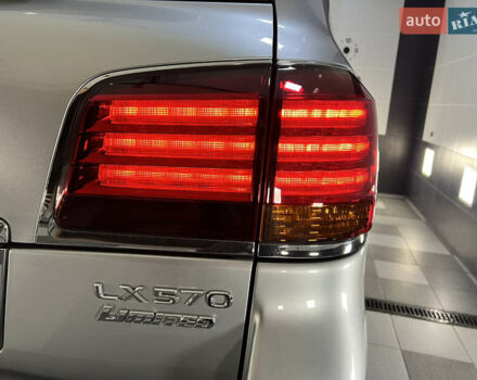 Серый Лексус ЛХ, объемом двигателя 5.66 л и пробегом 273 тыс. км за 24900 $, фото 57 на Automoto.ua