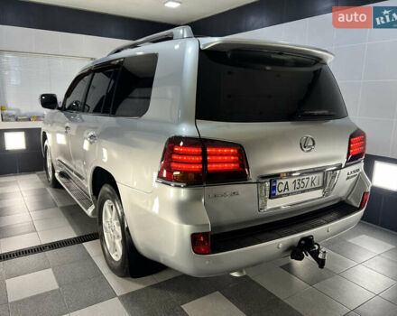 Серый Лексус ЛХ, объемом двигателя 5.66 л и пробегом 273 тыс. км за 24900 $, фото 49 на Automoto.ua