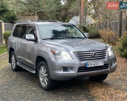 Сірий Лексус ЛХ, об'ємом двигуна 5.7 л та пробігом 295 тис. км за 21555 $, фото 17 на Automoto.ua