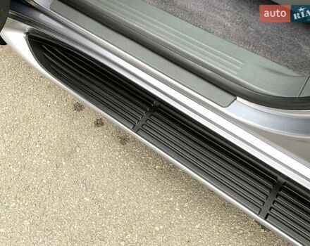 Серый Лексус ЛХ, объемом двигателя 5.66 л и пробегом 175 тыс. км за 32800 $, фото 24 на Automoto.ua