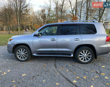 Сірий Лексус ЛХ, об'ємом двигуна 5.66 л та пробігом 295 тис. км за 20888 $, фото 28 на Automoto.ua