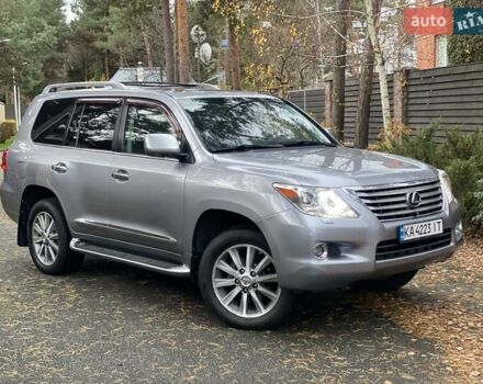 Сірий Лексус ЛХ, об'ємом двигуна 5.7 л та пробігом 295 тис. км за 21555 $, фото 12 на Automoto.ua