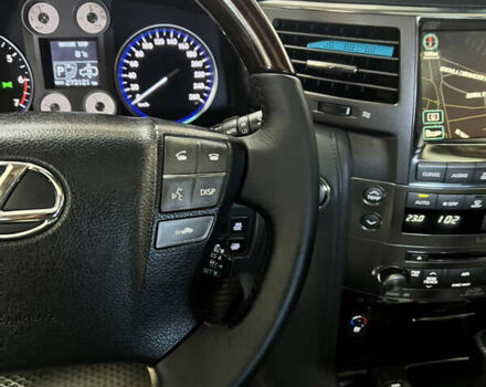 Серый Лексус ЛХ, объемом двигателя 5.66 л и пробегом 273 тыс. км за 24900 $, фото 92 на Automoto.ua