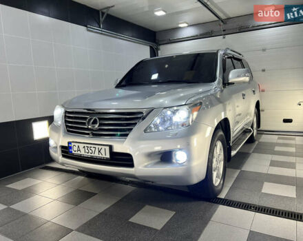 Серый Лексус ЛХ, объемом двигателя 5.66 л и пробегом 273 тыс. км за 24900 $, фото 26 на Automoto.ua