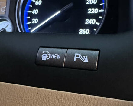 Сірий Лексус ЛХ, об'ємом двигуна 5.66 л та пробігом 262 тис. км за 22999 $, фото 39 на Automoto.ua