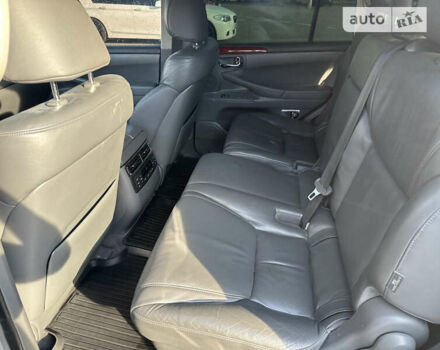 Серый Лексус ЛХ, объемом двигателя 5.66 л и пробегом 243 тыс. км за 25800 $, фото 51 на Automoto.ua