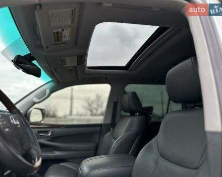 Серый Лексус ЛХ, объемом двигателя 5.66 л и пробегом 255 тыс. км за 24900 $, фото 49 на Automoto.ua