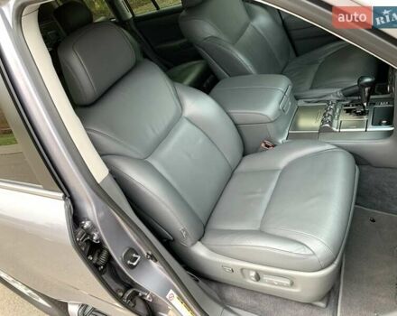 Серый Лексус ЛХ, объемом двигателя 5.66 л и пробегом 175 тыс. км за 32800 $, фото 39 на Automoto.ua