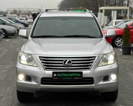 Серый Лексус ЛХ, объемом двигателя 5.7 л и пробегом 259 тыс. км за 21990 $, фото 2 на Automoto.ua