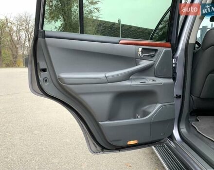 Серый Лексус ЛХ, объемом двигателя 5.66 л и пробегом 175 тыс. км за 32800 $, фото 53 на Automoto.ua