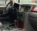 Сірий Лексус ЛХ, об'ємом двигуна 5.66 л та пробігом 259 тис. км за 20990 $, фото 11 на Automoto.ua