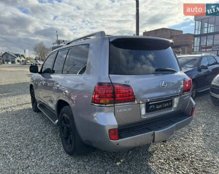 Сірий Лексус ЛХ, об'ємом двигуна 5.66 л та пробігом 303 тис. км за 22000 $, фото 8 на Automoto.ua