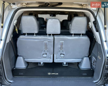 Серый Лексус ЛХ, объемом двигателя 5.66 л и пробегом 273 тыс. км за 24900 $, фото 70 на Automoto.ua