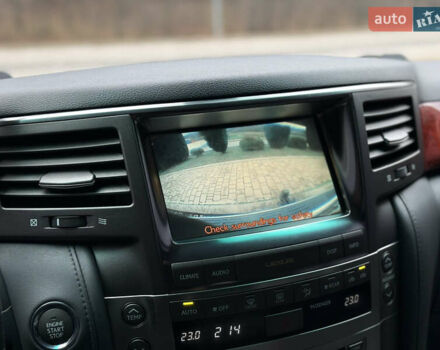 Сірий Лексус ЛХ, об'ємом двигуна 5.66 л та пробігом 246 тис. км за 24999 $, фото 17 на Automoto.ua