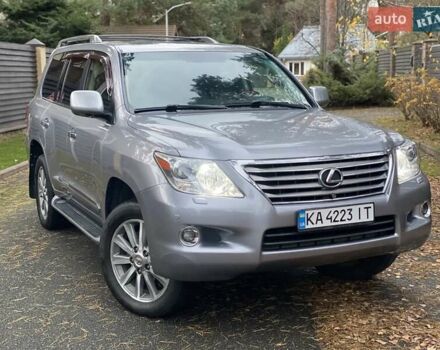 Сірий Лексус ЛХ, об'ємом двигуна 5.7 л та пробігом 295 тис. км за 21555 $, фото 11 на Automoto.ua