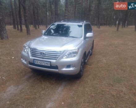 Сірий Лексус ЛХ, об'ємом двигуна 5.66 л та пробігом 360 тис. км за 21700 $, фото 2 на Automoto.ua