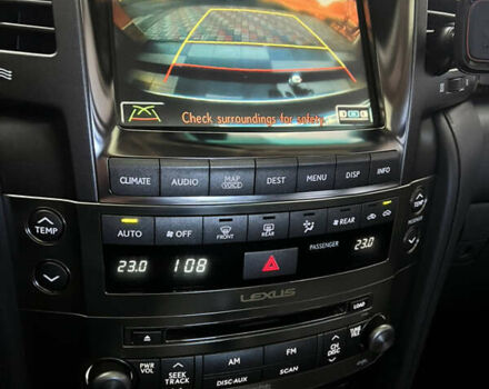 Серый Лексус ЛХ, объемом двигателя 5.66 л и пробегом 273 тыс. км за 24900 $, фото 104 на Automoto.ua