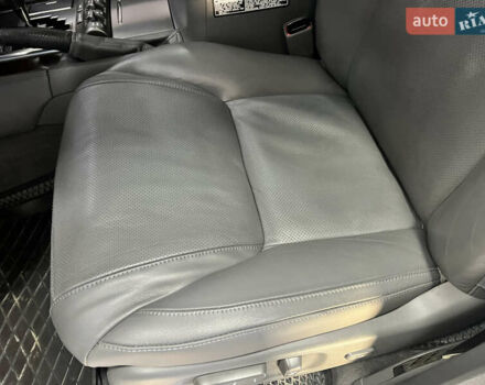 Серый Лексус ЛХ, объемом двигателя 5.66 л и пробегом 273 тыс. км за 24900 $, фото 105 на Automoto.ua