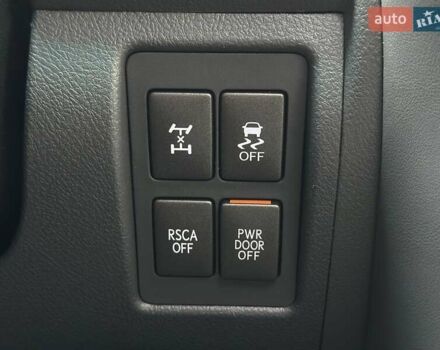 Серый Лексус ЛХ, объемом двигателя 5.66 л и пробегом 255 тыс. км за 24900 $, фото 42 на Automoto.ua