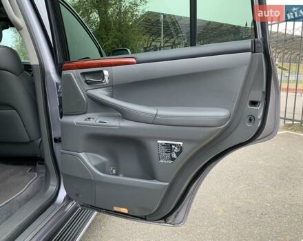 Серый Лексус ЛХ, объемом двигателя 5.66 л и пробегом 175 тыс. км за 32800 $, фото 56 на Automoto.ua