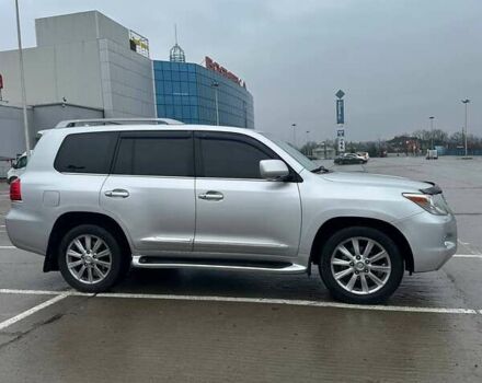 Сірий Лексус ЛХ, об'ємом двигуна 5.66 л та пробігом 225 тис. км за 22900 $, фото 3 на Automoto.ua