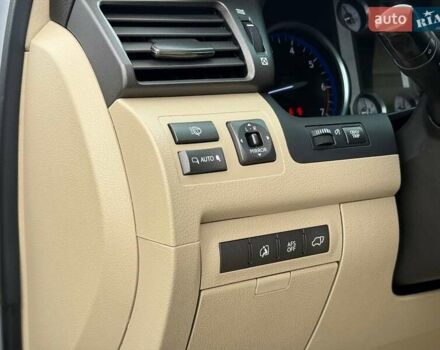 Сірий Лексус ЛХ, об'ємом двигуна 5.66 л та пробігом 235 тис. км за 27191 $, фото 20 на Automoto.ua