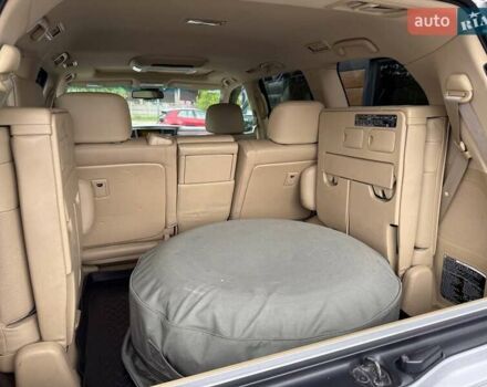 Сірий Лексус ЛХ, об'ємом двигуна 5.66 л та пробігом 235 тис. км за 27191 $, фото 51 на Automoto.ua
